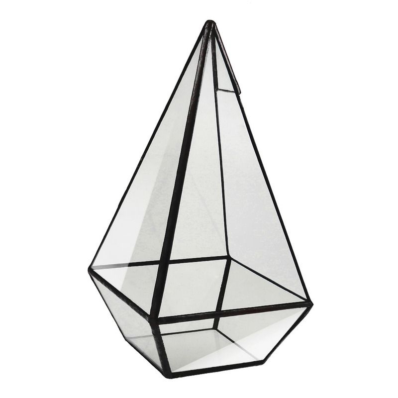 empty geometric pyramid glass terrarium 800x800
